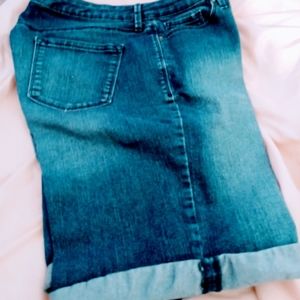 Gloria Vanderbilt Amanda Shorts Size 10